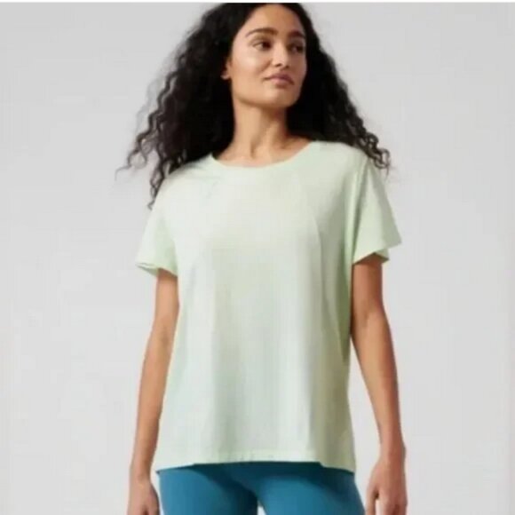 ATHLETA Skyway Flutter Sleeve Tee Light Green Size Medium - Picture 1 of 5